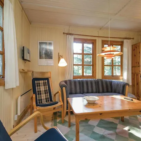 別荘 Three-bedroom Holiday In イェリング